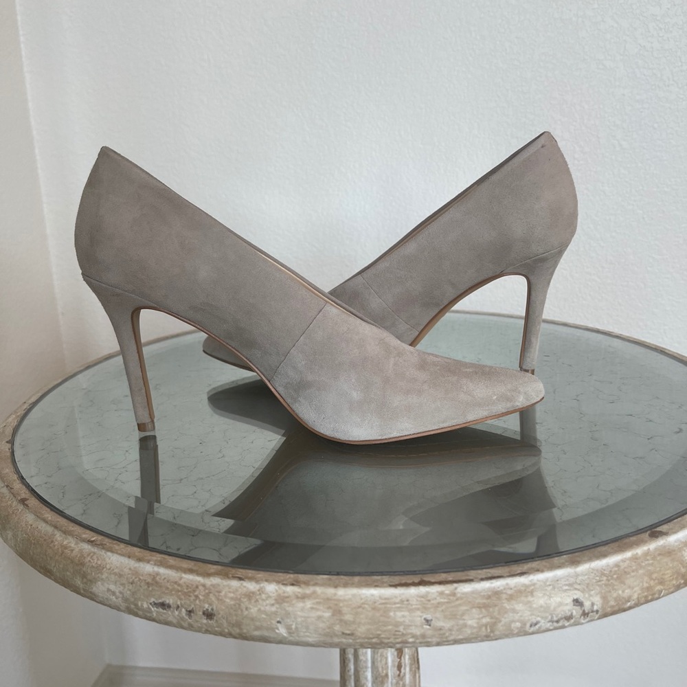 Vince Camuto Greige (grey/beige) Ankia Suede Pump
